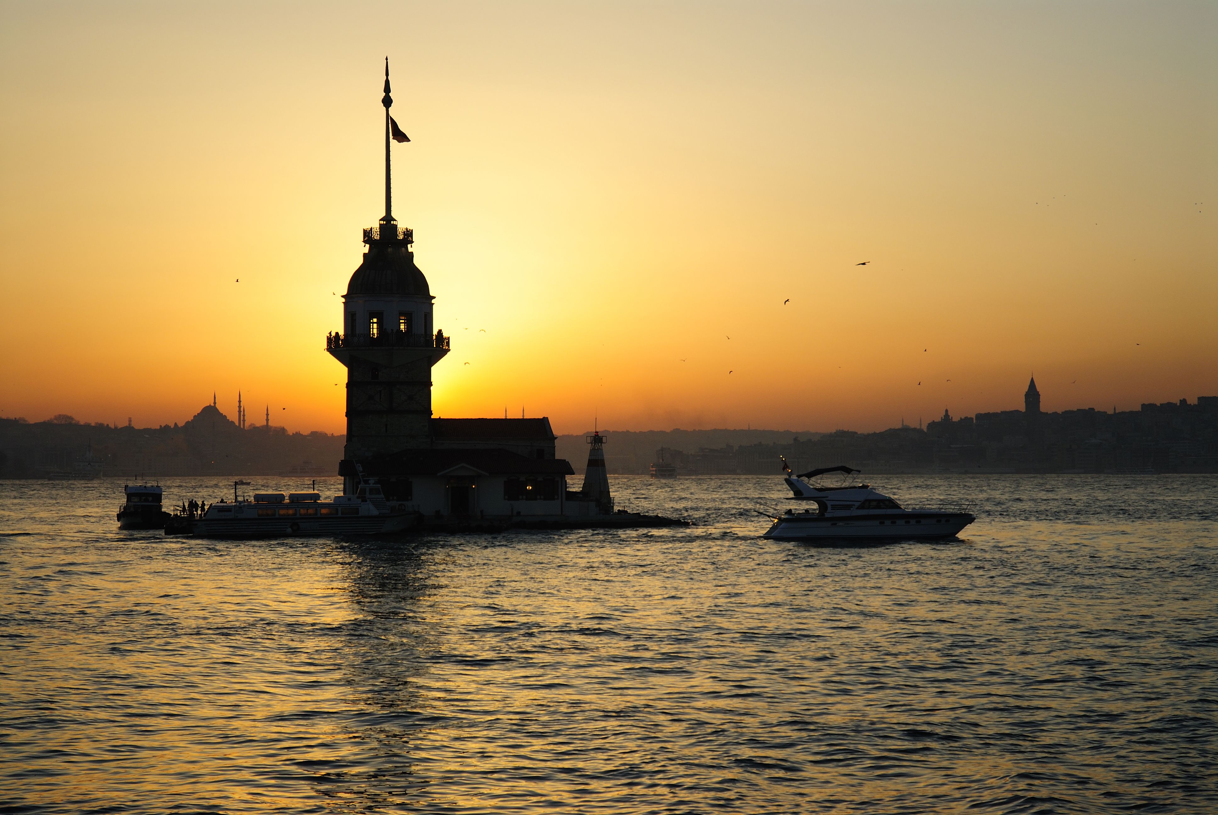 Sunset Bosphorus Cruise - Experience the Magical Sunset on the Bosphorus